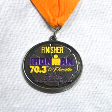 Ironman 2009 Florida Triathlon Finisher 70.3 Medal 1.2MSwim 56mile-Bike 13.1-Run