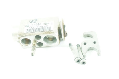 OEM BMW E46 Air Conditioning AC Expansion Valve 99-05 325i 330i 325xi 330xi ci