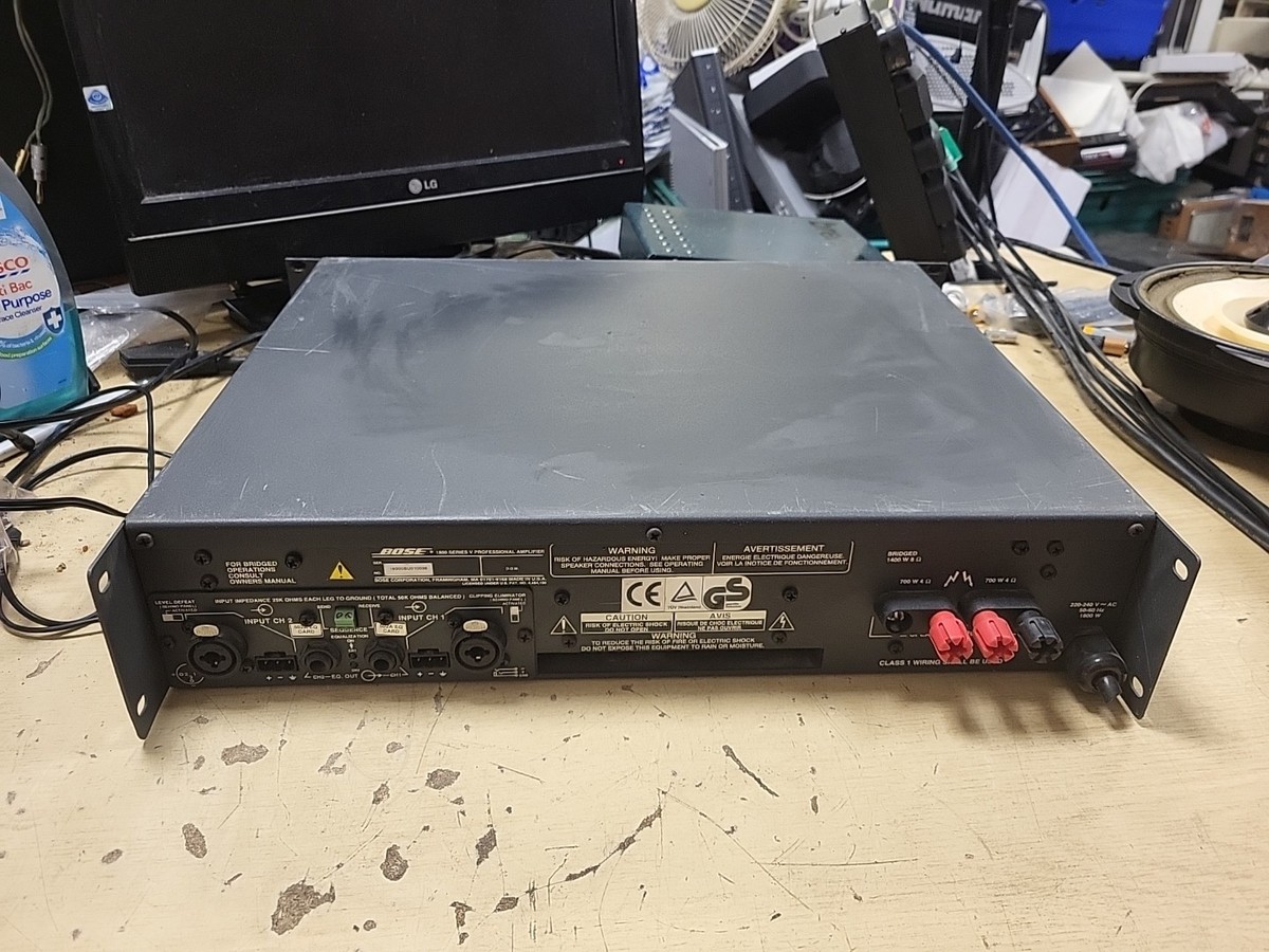 BOSE 1800 SERIES V パワーアンプ Bose 1800 Series V Professional Amplifier - 100% Untested Spares