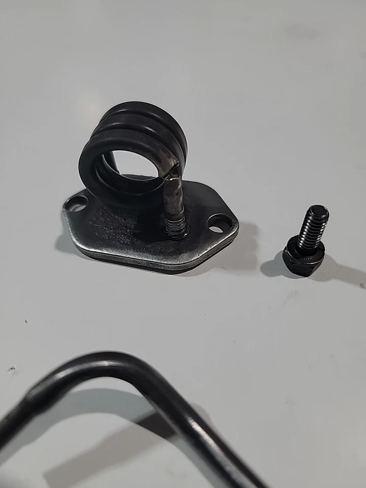 Ford 351M-400 2150 1977-79 2bl estrangulador estufa calentador tubo/pernos bobina de calor está rota Foto 4 de 4