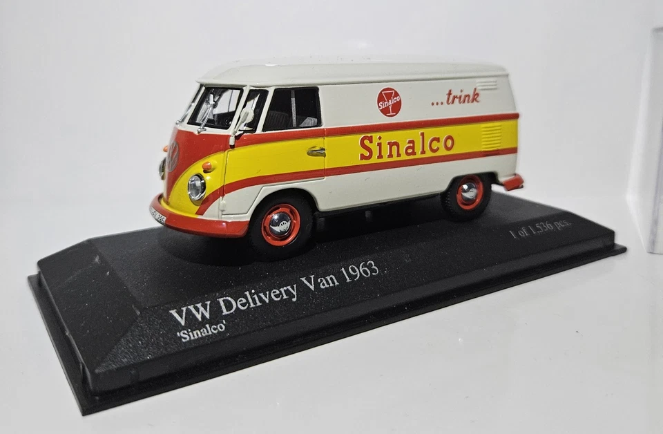 Minichamps 1:43 VW T1 LIEFERWAGEN DELIVERY VAN Sinalco LIMITIERTE EDIT. 1536 PCS - Bild 3 von 4