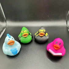 ( Lot Of 4 ) Rinco Rubber Ducks 2” Bath Pool Jeep Toys