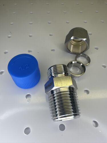 Thermon Fitting 1/2” Tube 1/2” MNPT Bored-thru Swagelok REF # SS-810-1-8BT, SSTL - Picture 3 of 4