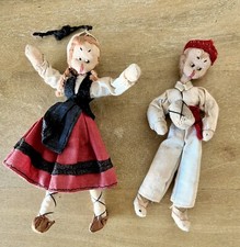 Paire de poupées en feutre en costume régional Pays Basque 1900