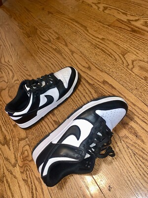 NIKE DUNK LOW