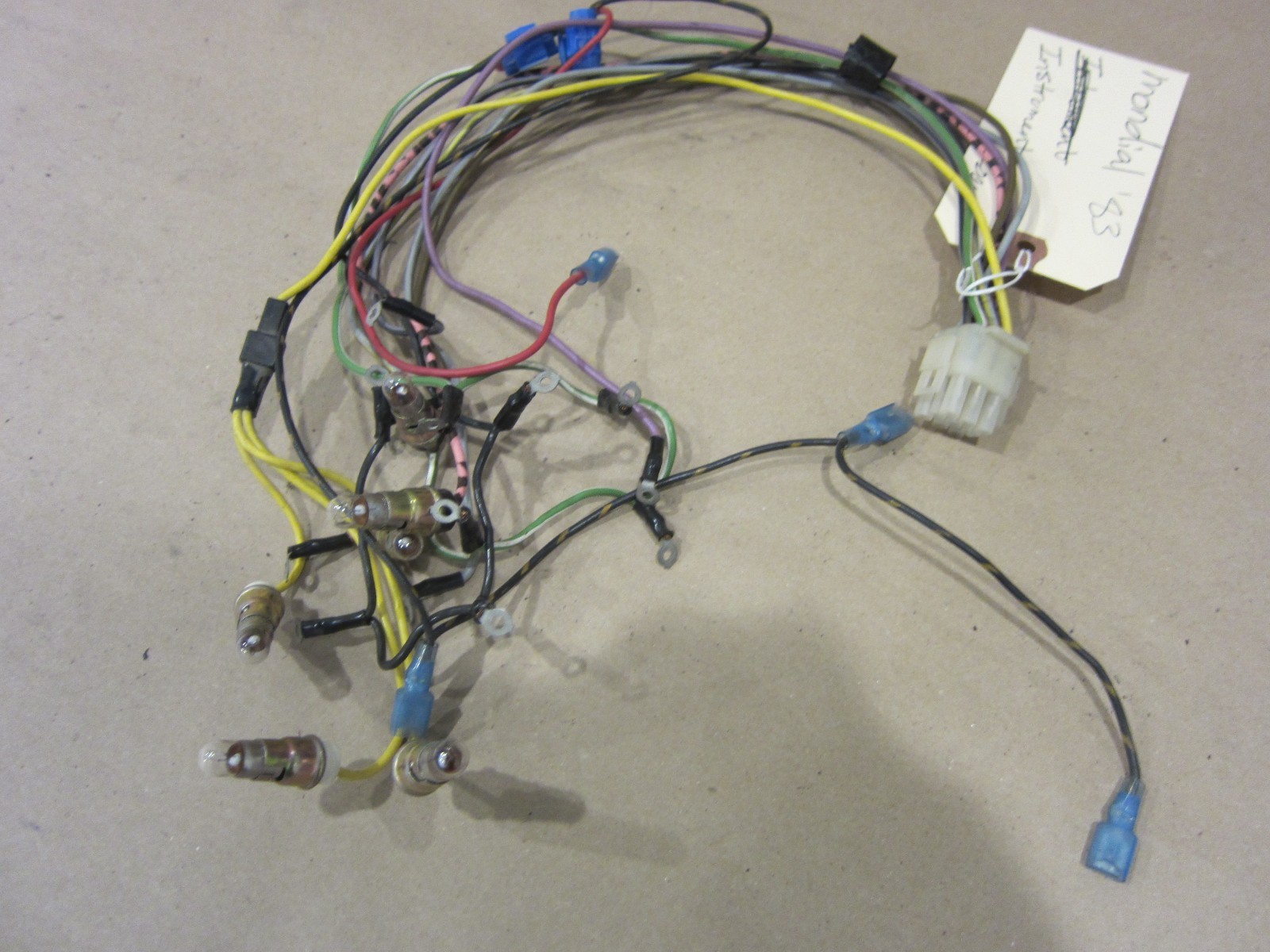 Ferrari Mondial  (1983) Instrument Loom
