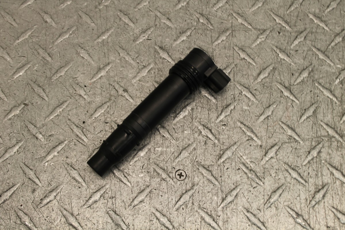 その他 m 2011 KAWASAKI NINJA ZX6R ZX600R IGNITION COIL SPARK PLUG CAP | eBay