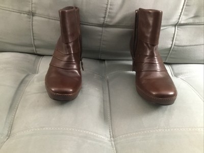 clark artisan boots