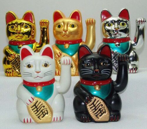 Gatto gattino 5", 6", 7", 10"" Feng Shui Beckoning Waving Ricchezza Prosperità MANEKI NEKO - Foto 1 di 25