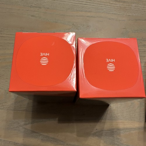 NEW 2 Hive Active Light Light Bulbs & 1 Active Plug - Works w/ Alexa & Google - Picture 9 of 16