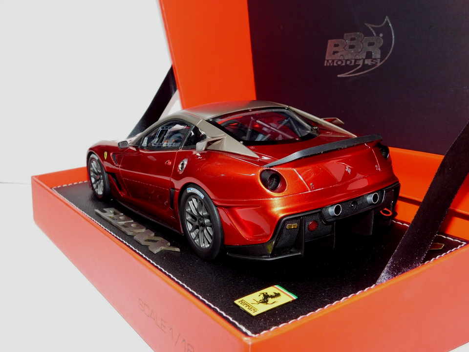 Ferrari Modello FERRARI 599XX Race Version 2009 BBR P1815 1/18 Modello Auto In Resina ...