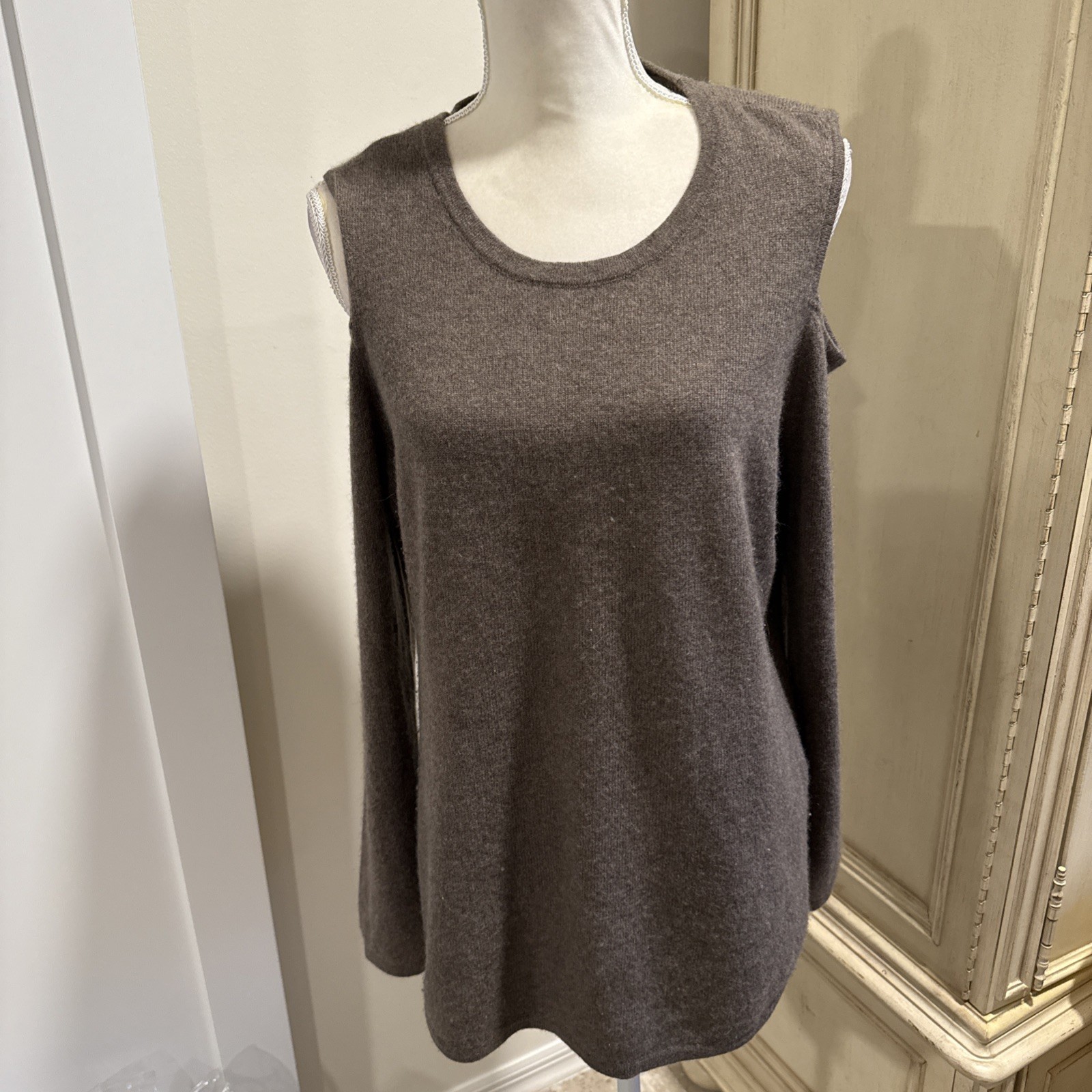 Charter Club Sweater Womens Xl Brown Cold Shoulder 100% Cashmere Quiet Luxury