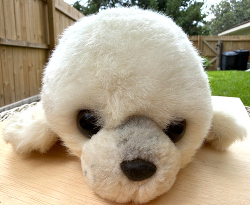 Vintage Baby Seal Russ Berrie Yomiko White Plush Stuffed Animal 14" Adorable!