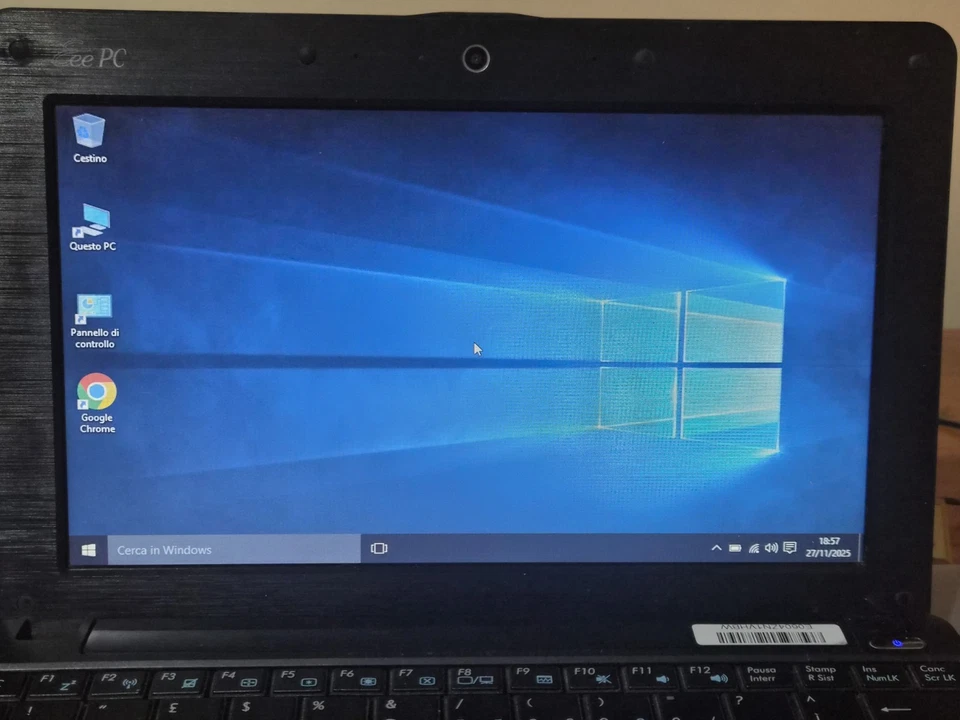 Laptop ASUS EEE PC 1001PX Intel Atom N450 1.66GHz SSD 24OGB DDR2 2GB Windows 10 - Immagine 4 di 4