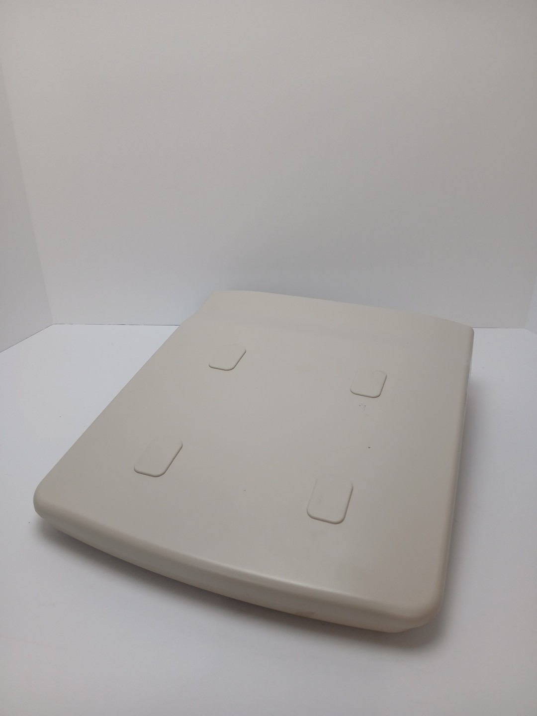 Bruno Elan SRE 3050 Stairlift Footrest Assembly With Mounting Hardware (B)