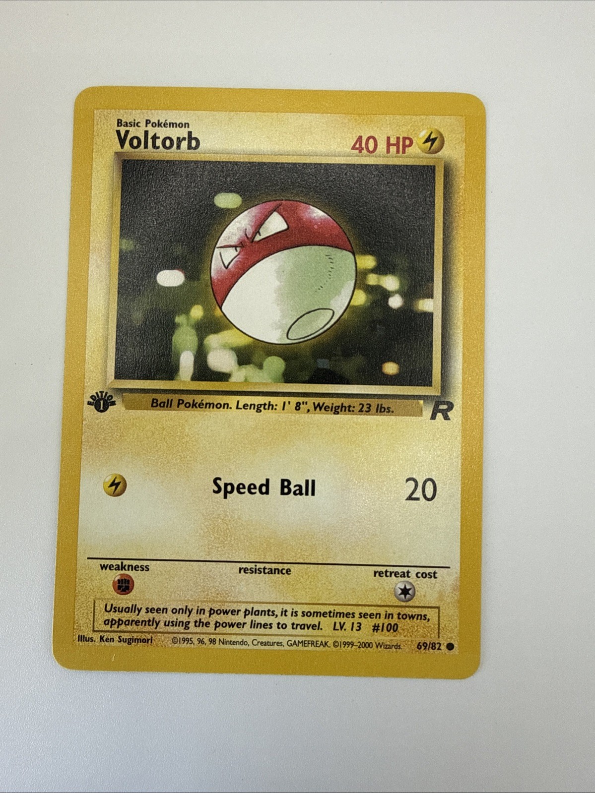 Voltorb Team Rocket 1st Edition NM 69/82