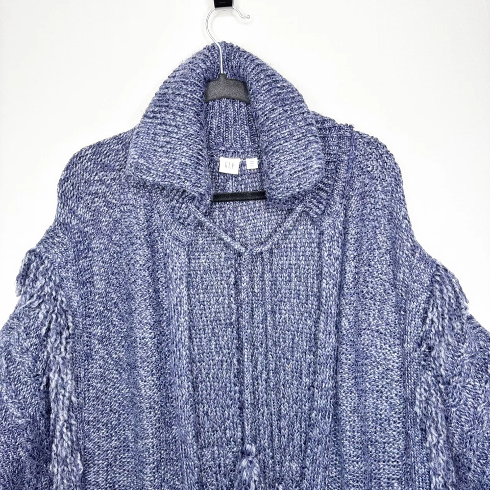 Poncho con flecos tejido con cable GAP cuello chal capa azul borla mezcla de lana talla única Foto 4 de 4