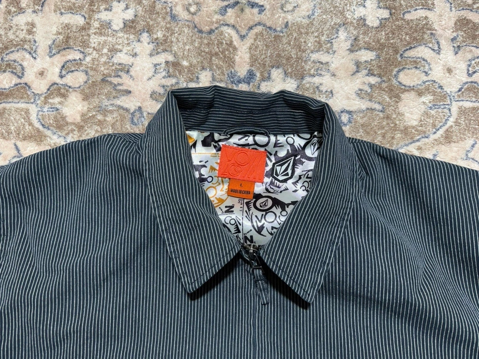 Vintage Volcom Y2K Queso Pinstripe Zip Jacket Silk Lined Sz L - Image 3 of 4