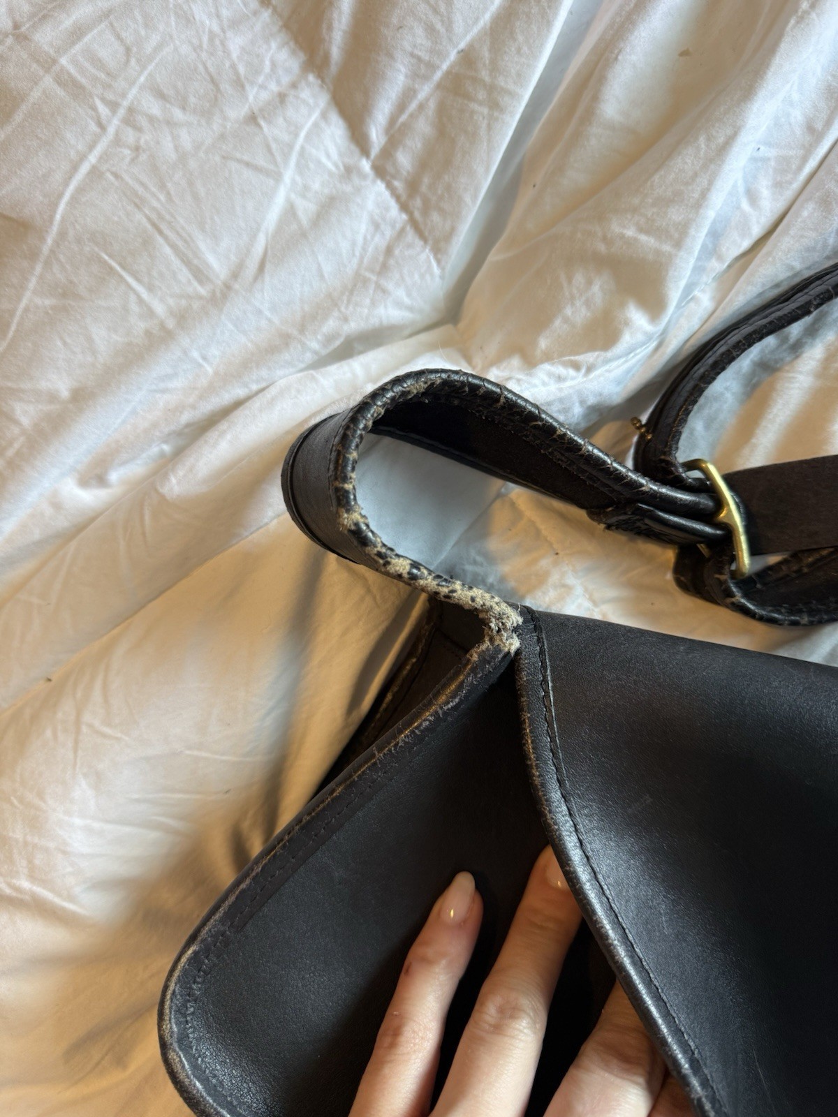 Rare Vintage Coach NYC Dinky Sling Bag - Black, Repaired Strap image 9