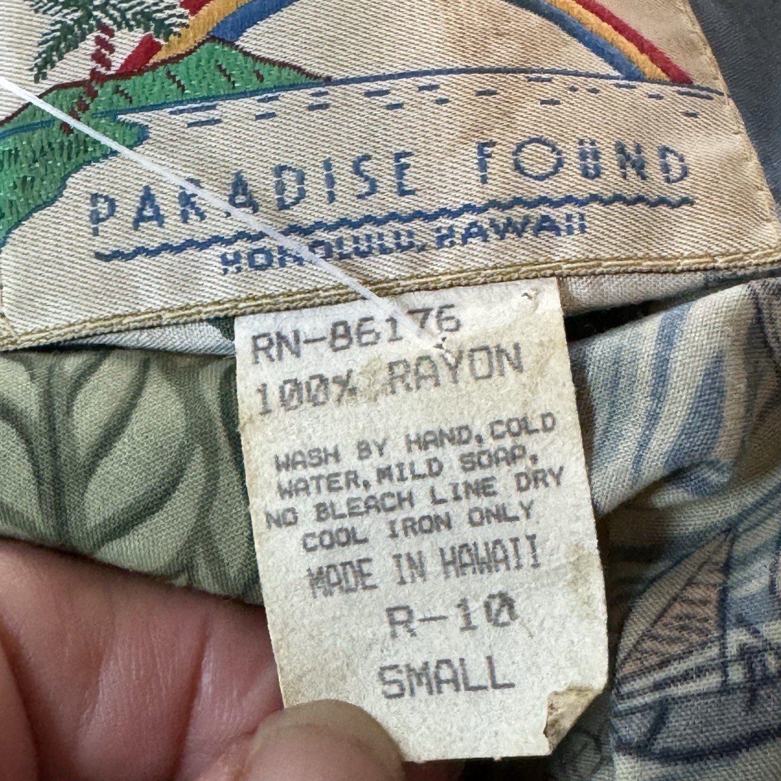 Vintage Paradise Found RARE Hawaiian Tiki Shirt Size Small Key West image 9