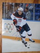 NASHVILLE PREDATORS RYAN SUTER SIGNED TEAM USA 16X20