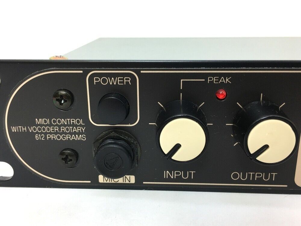 Zoom Studio 1204 Digital Reverb and Multi-Effect Signal Processor