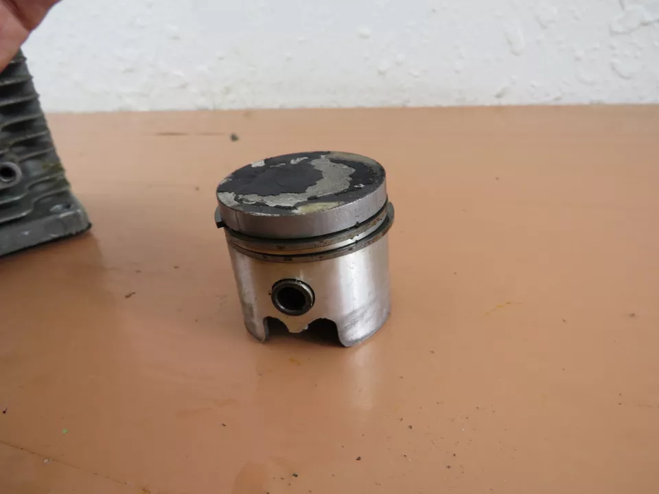 Motosierra Pioneer 970 Holiday 2 OEM cilindro y pistón 429256 Foto 3 de 4