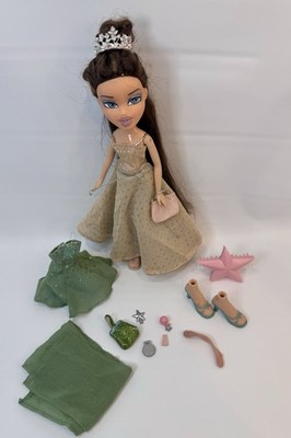 Bratz Formal Funk Dana 2003 Doll, Clothes, Accessories Lot: G1 Vintage 15pcs