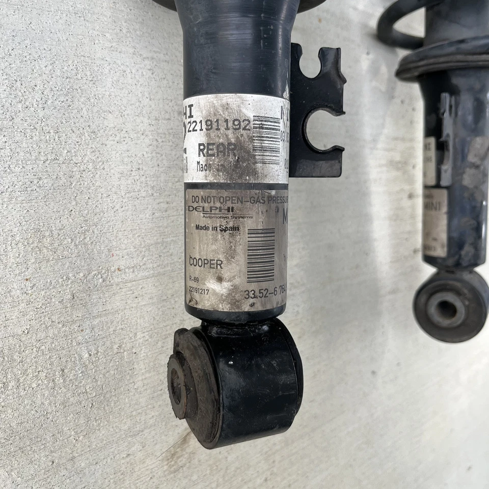 2006 迷你 COOPER 后部左右悬架减震器套装 R-69 — 第 4/4 张图片