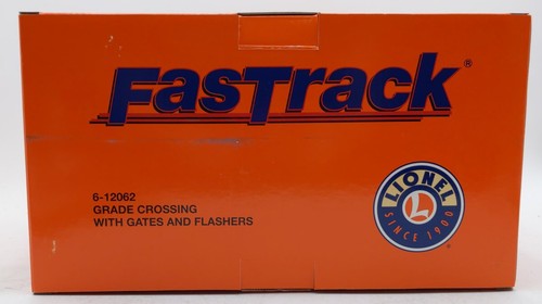 Lionel 6-12062 O Grade Crossing With Gates & Flashers EX/Box - Picture 5 of 5