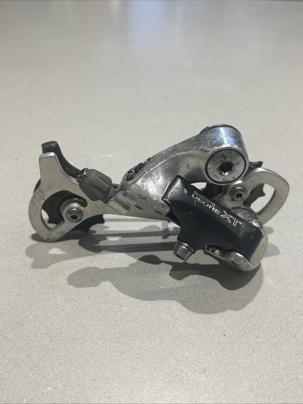 Shimano Deore XT RD-m737 Rear Mech