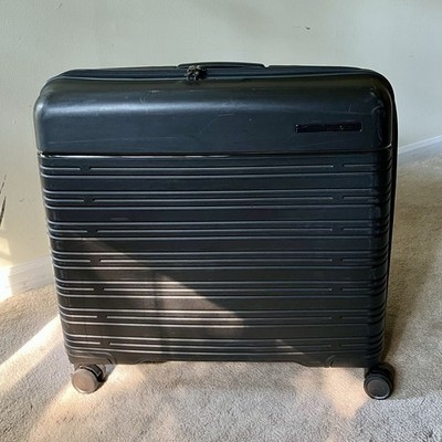 SAMSONITE ELEVATION PLUS HARDSIDE MEDIUM GLIDER TRAVEL SUITCASE 22 H x22 Wx12 D
