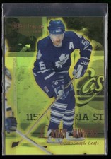 1995-96 Select Certified Edition Mirror Gold Larry Murphy Vancouver Canucks #90