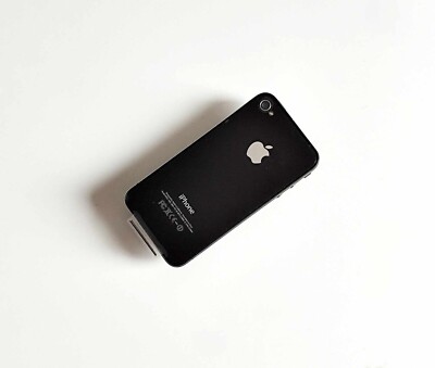 Apple iPhone 4 4S -8/ 16/32GB - White Black (Unlocked) IOS used