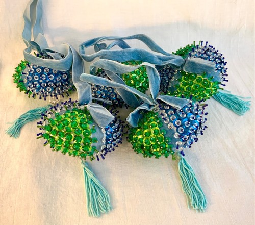 Set 5 Vintage 4" Spilla Paillettes Perline Ornamenti Blu Verde Nastro Velluto Retrò - Foto 2 di 15
