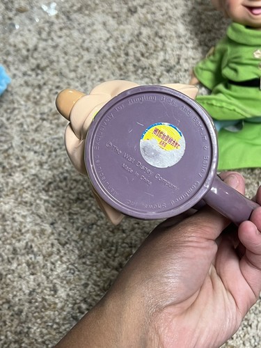 12" Disney Whistling Dopey Snow White Doll Playmates 2004 TESTED And Dopey Cup - Picture 4 of 10