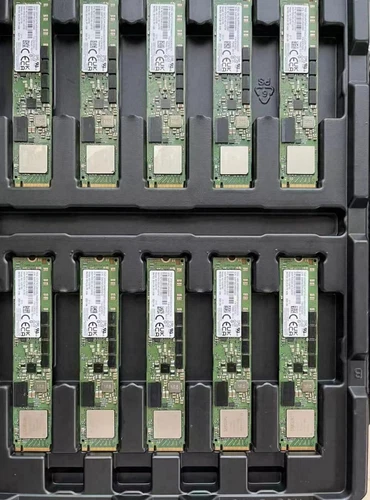 Samsung 3.84TB SSD PM983 NVMe PCIe 22110 State Solid Drive MZ-1LB3T80 M.2 Gen3x4