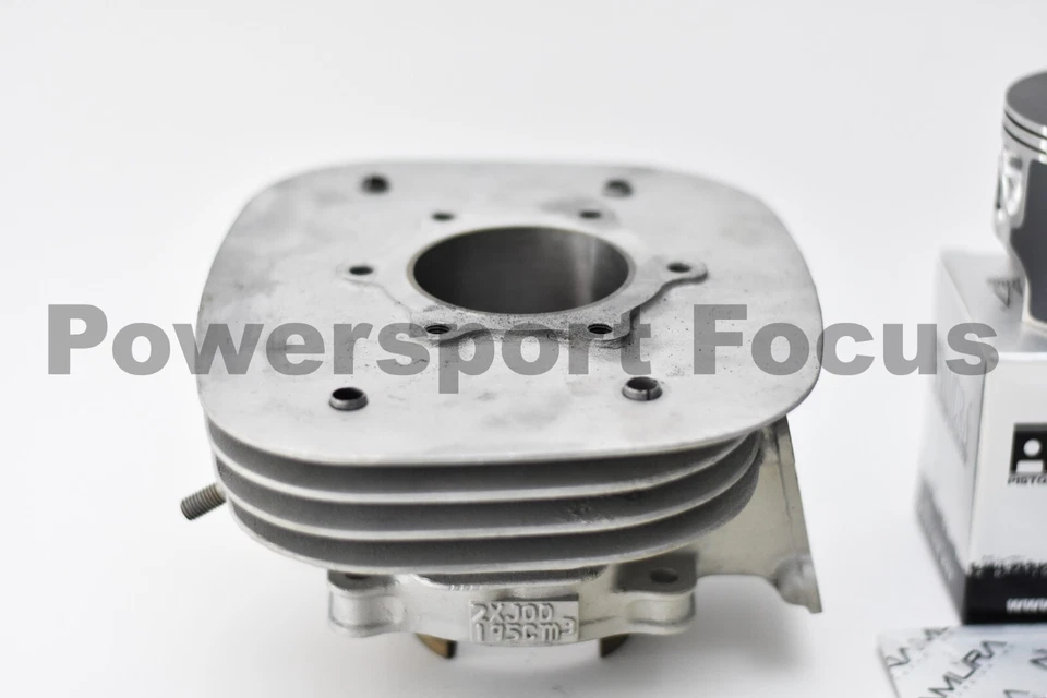 Yamaha Blaster 200 1988-2006 jarra de cilindro usada OEM con pistón nuevo y kit de extremo superior Foto 3 de 4