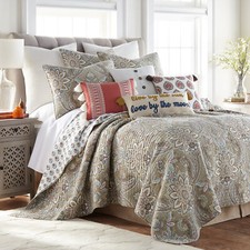 Kassandra Quilt and Pillow Sham Set - Levtex Home