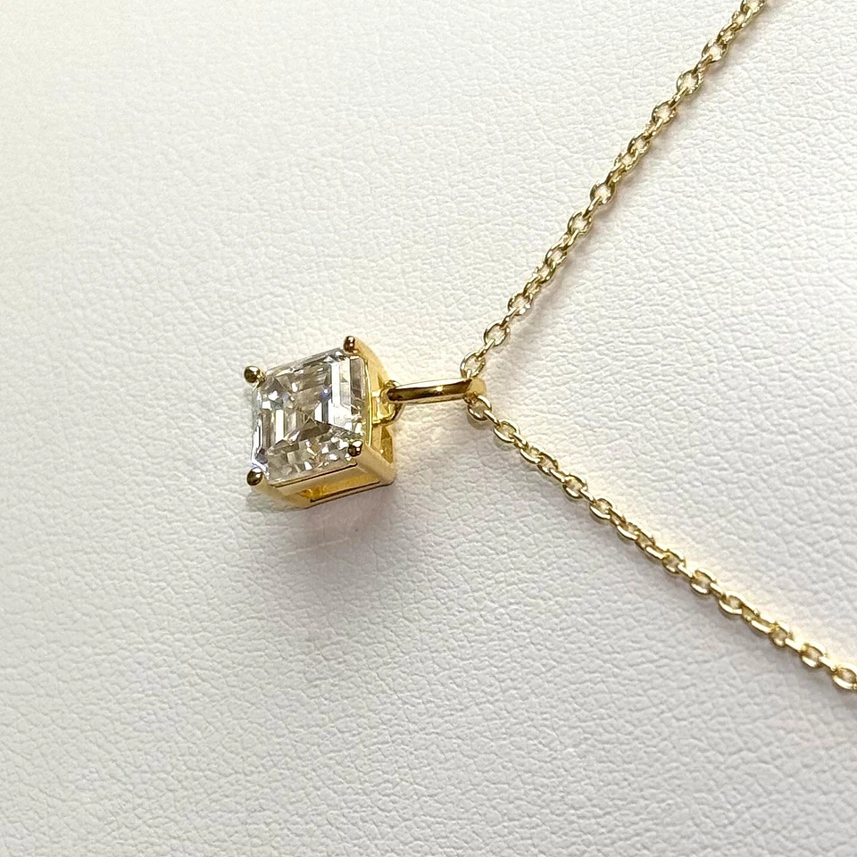 Collar colgante solitario de moissanita corte Asscher certificado - plata 925 u oro Foto 4 de 4