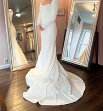 Justin Alexander Signature Wedding dress: Norma