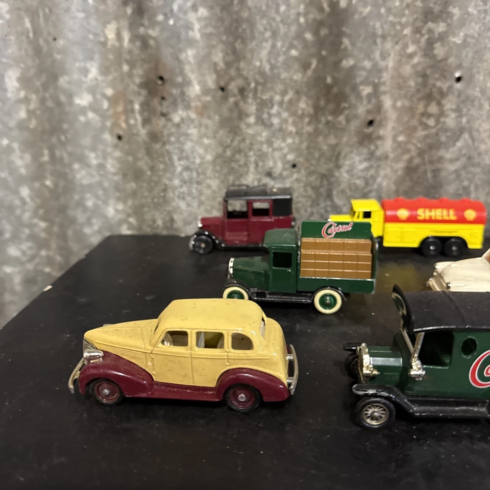 Set of 8 X Lledo - Days Gone Vintage Cars Trucks - 1920 Ford Model T - - image 2 of 4