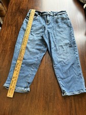 Lane Bryant Denim Mid-rise Boyfriend Capris Sz 14