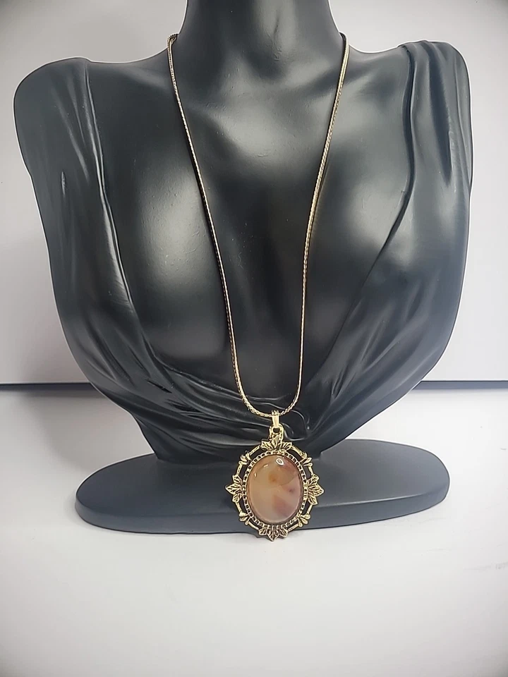 Colgante Vintage Tono Dorado Tono Dorado Naranja Piedra Roja Joyería Disfraz Foto 3 de 4