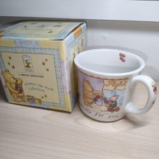 Disney Winnie the Pooh Mug 8.5x7.5cm/3.34x2.95" Royal Doulton Collaboration