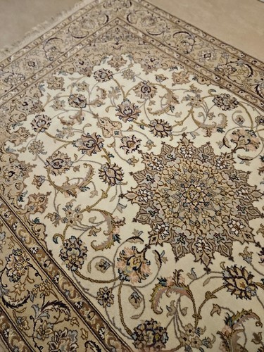 Isfahan Perserteppich Orientteppich Korkwolle mit Seide Iran handgeknüpft - Bild 2 von 9