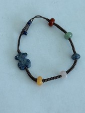 Pulsera TOUS Cordón Ajustable Cuentas con Piedras Multicolores y Oso de Peluche