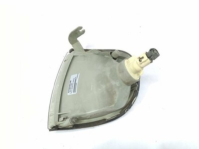 261307C000 headlamp rh 302059 NISSAN SERENA C23M 1992