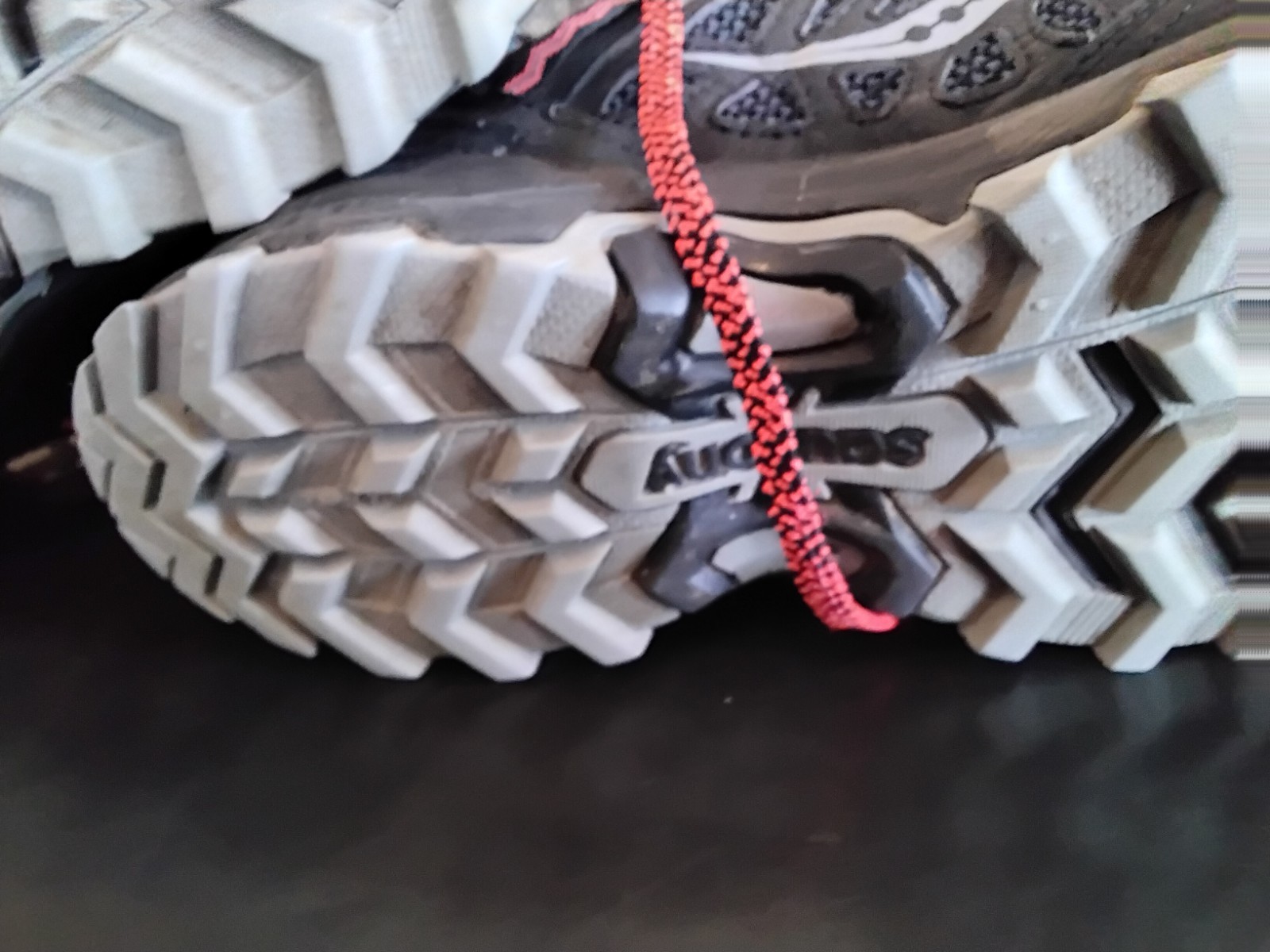 Saucony Excursion Run Any Where Gore Tex Womens Size 8 Tennis Shoes Black thumbnail 14