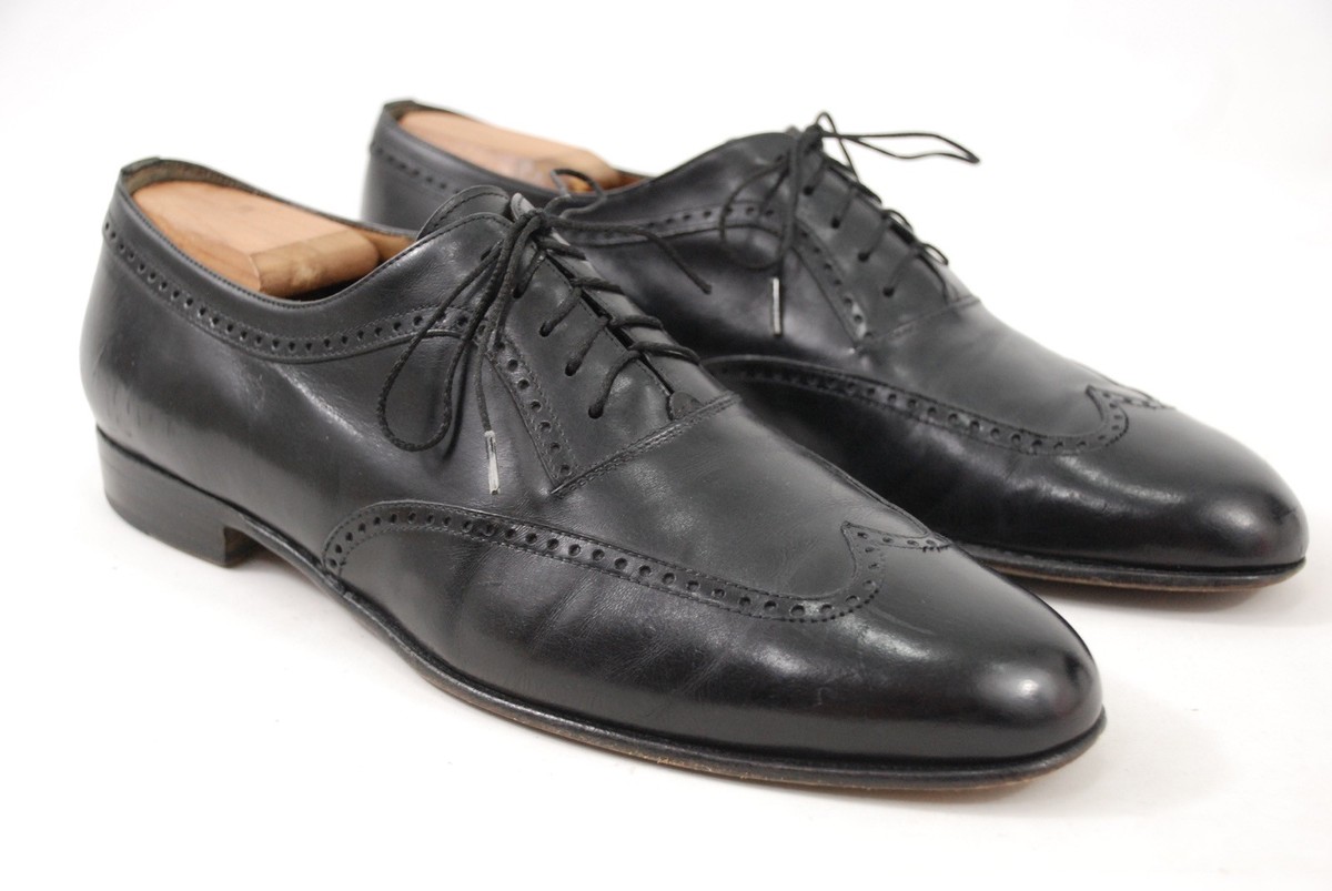 Salvatore Ferragamo Made in Italy Black Calfskin Leather Wingtips Oxfords 11D DSC09441.jpg?v=1737092275&  main image 2